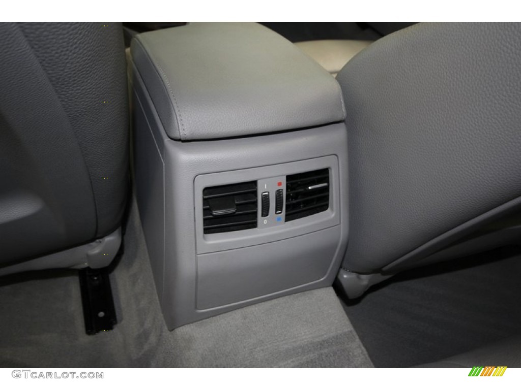 2011 3 Series 335i Sedan - Blue Water Metallic / Gray Dakota Leather photo #29