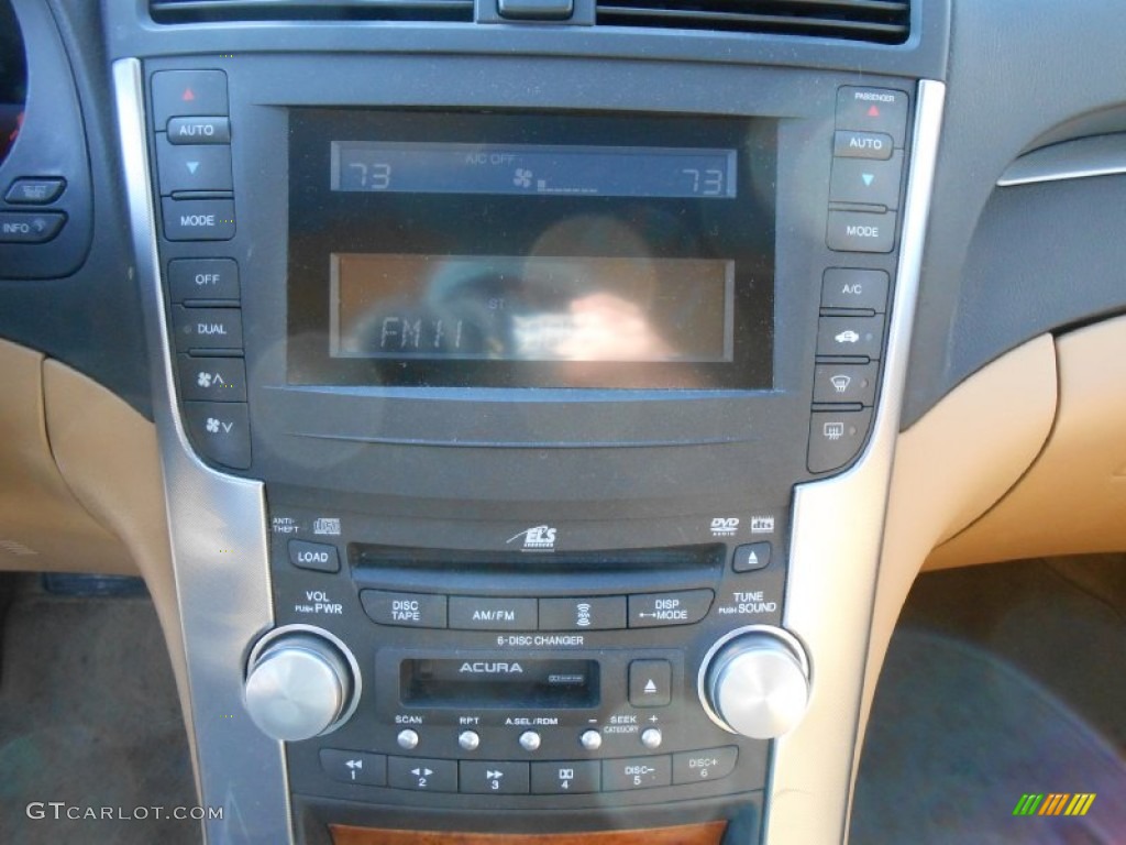 2005 Acura TL 3.2 Controls Photo #76386593