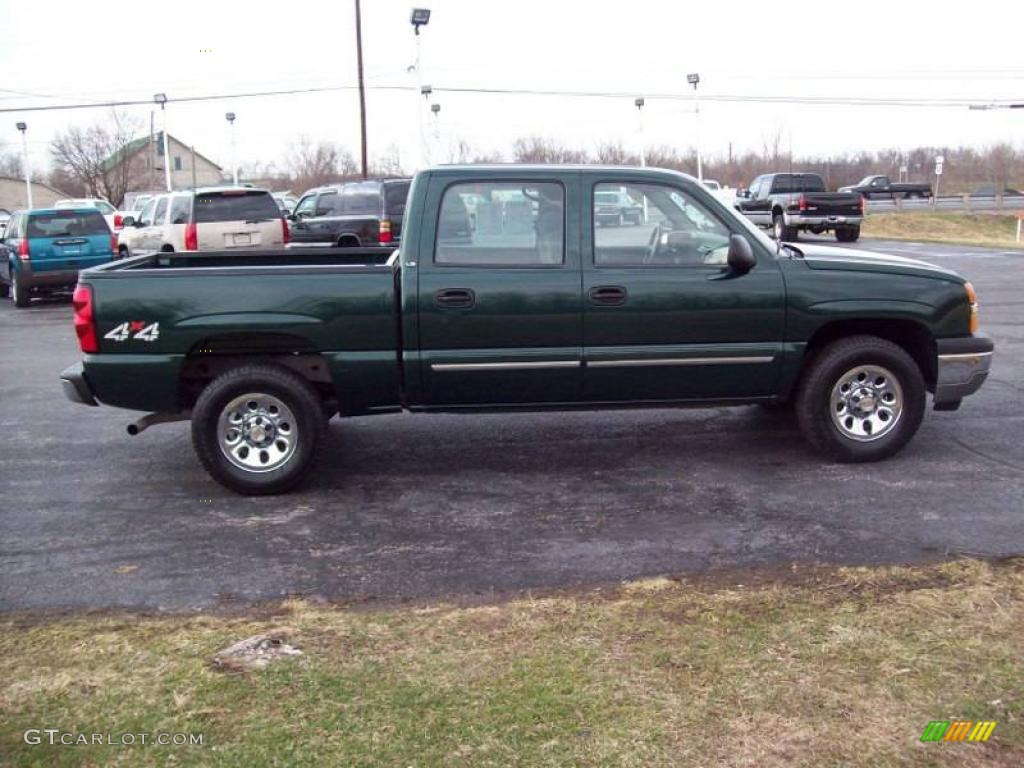 2005 Silverado 1500 LS Crew Cab 4x4 - Dark Green Metallic / Dark Charcoal photo #5