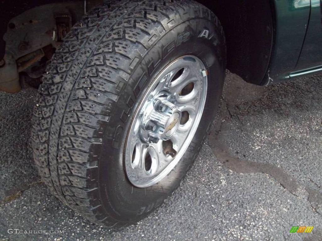 2005 Silverado 1500 LS Crew Cab 4x4 - Dark Green Metallic / Dark Charcoal photo #8