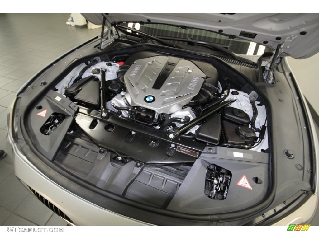 2010 BMW 7 Series 750i Sedan 4.4 Liter DFI Twin-Turbocharged DOHC 32-Valve VVT V8 Engine Photo #76387450