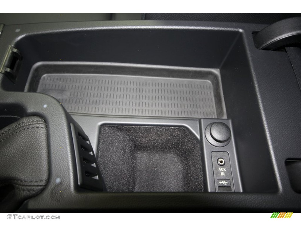 2010 3 Series 335i Coupe - Alpine White / Black photo #23