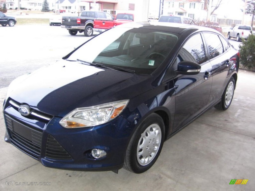 2012 Focus SE SFE Sedan - Kona Blue Metallic / Charcoal Black photo #6