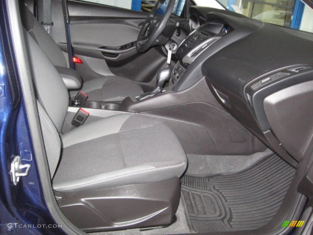 2012 Focus SE SFE Sedan - Kona Blue Metallic / Charcoal Black photo #19