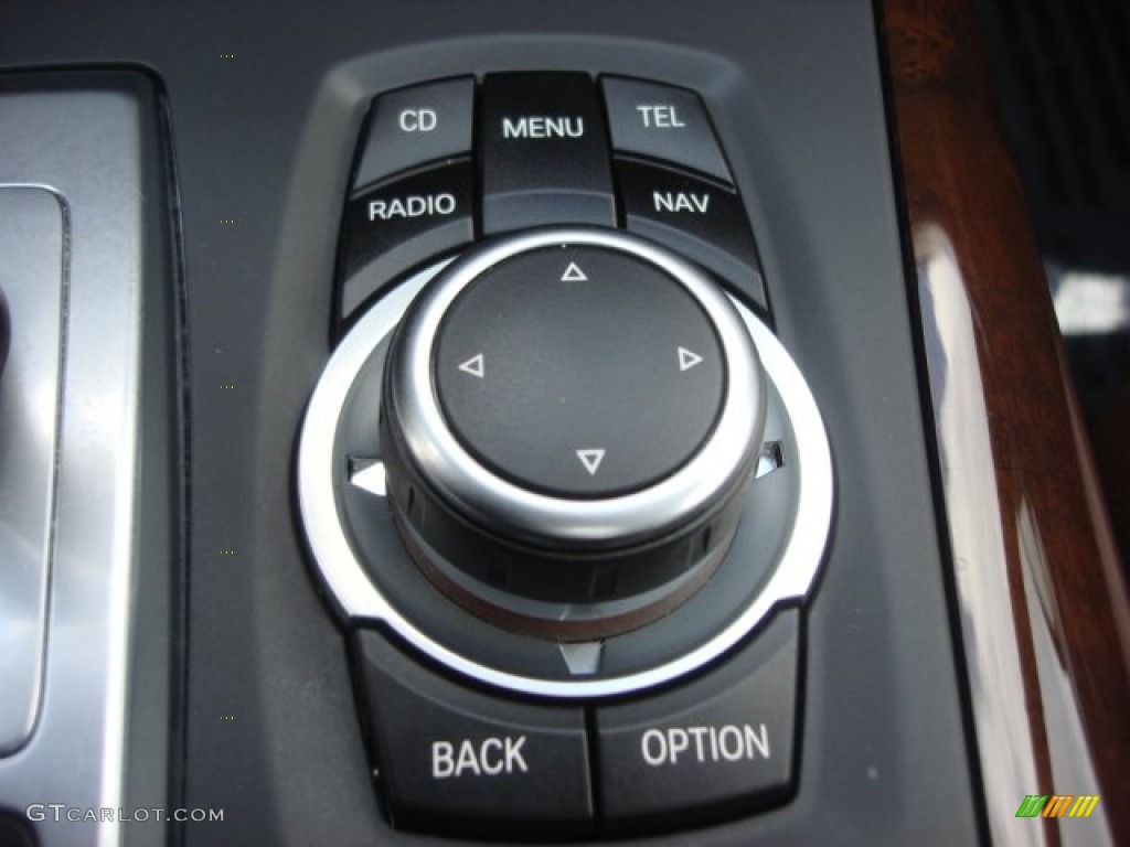 2011 BMW X5 xDrive 35i Controls Photo #76391556