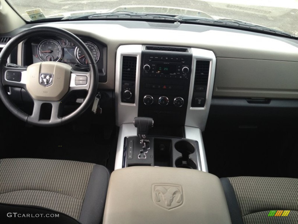 2009 Ram 1500 Big Horn Edition Crew Cab 4x4 - Mineral Gray Metallic / Dark Slate/Medium Graystone photo #22