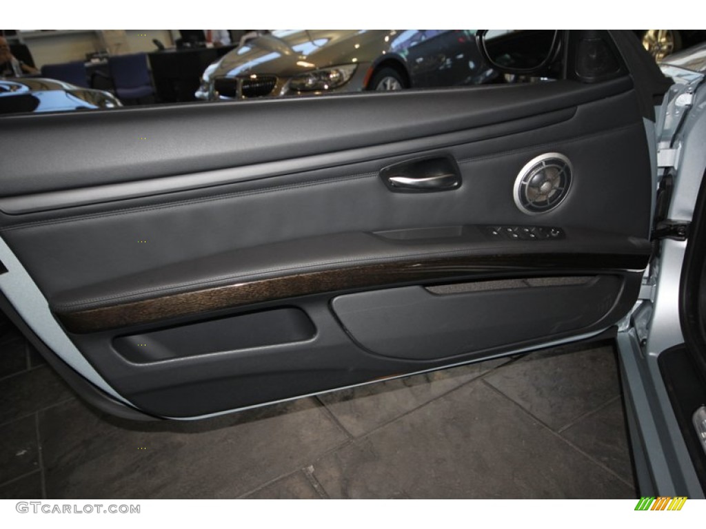 2013 BMW M3 Convertible Black Door Panel Photo #76393532