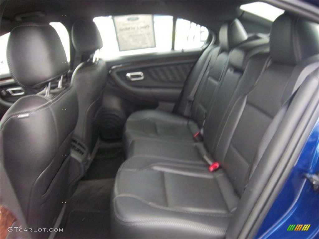 2013 Ford Taurus Limited Rear Seat Photo #76394847