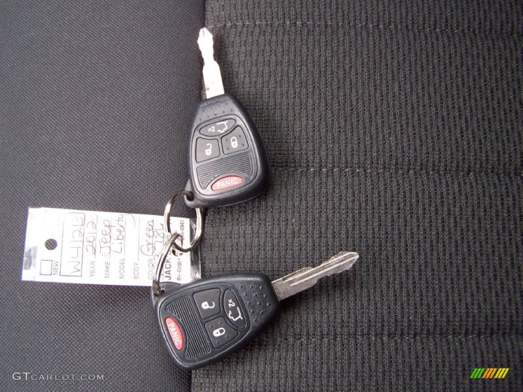2012 Liberty Sport - Black Forest Green Pearl / Dark Slate Gray photo #20
