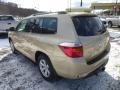 Sandy Beach Metallic - Highlander V6 4WD Photo No. 5