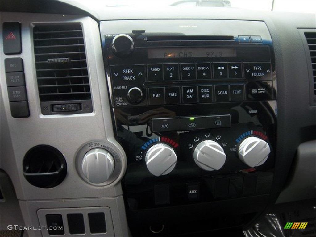 2008 Tundra SR5 Double Cab - Radiant Red / Graphite Gray photo #26