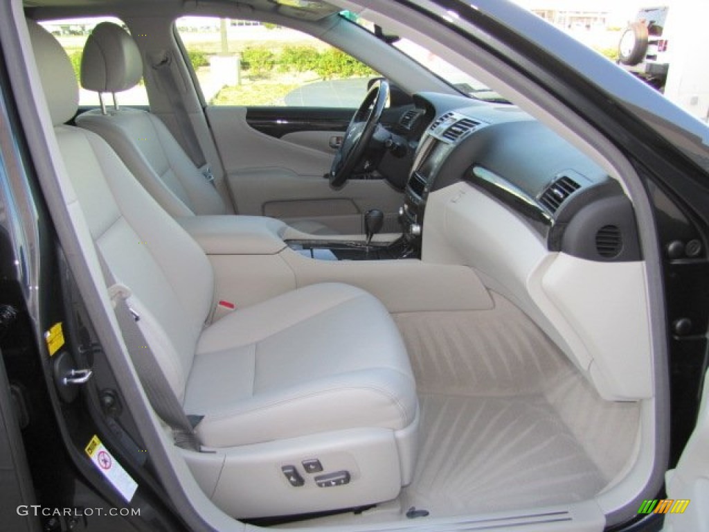 Light Gray Interior 2011 Lexus LS 460 Photo #76399617