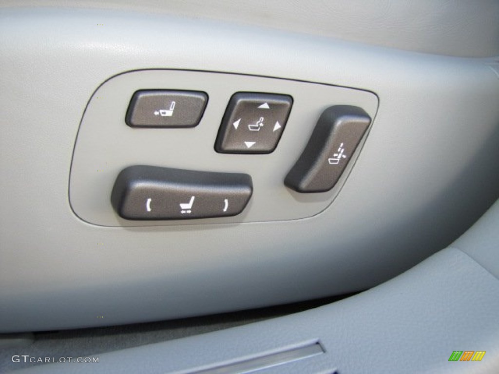2011 Lexus LS 460 Controls Photo #76399917