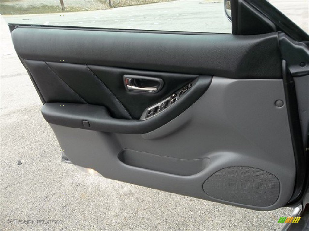 2005 Subaru Baja Sport Medium Gray Door Panel Photo #76400112