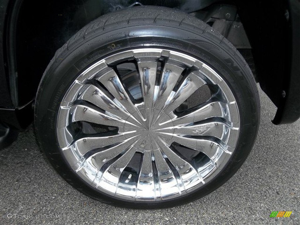 2006 GMC Envoy SLE Custom Wheels Photo #76401423