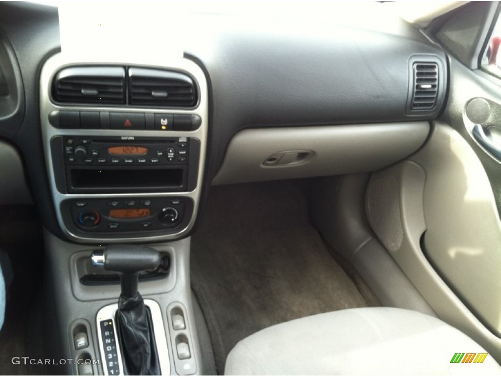 2003 L Series L200 Sedan - Medium Red / Gray photo #10