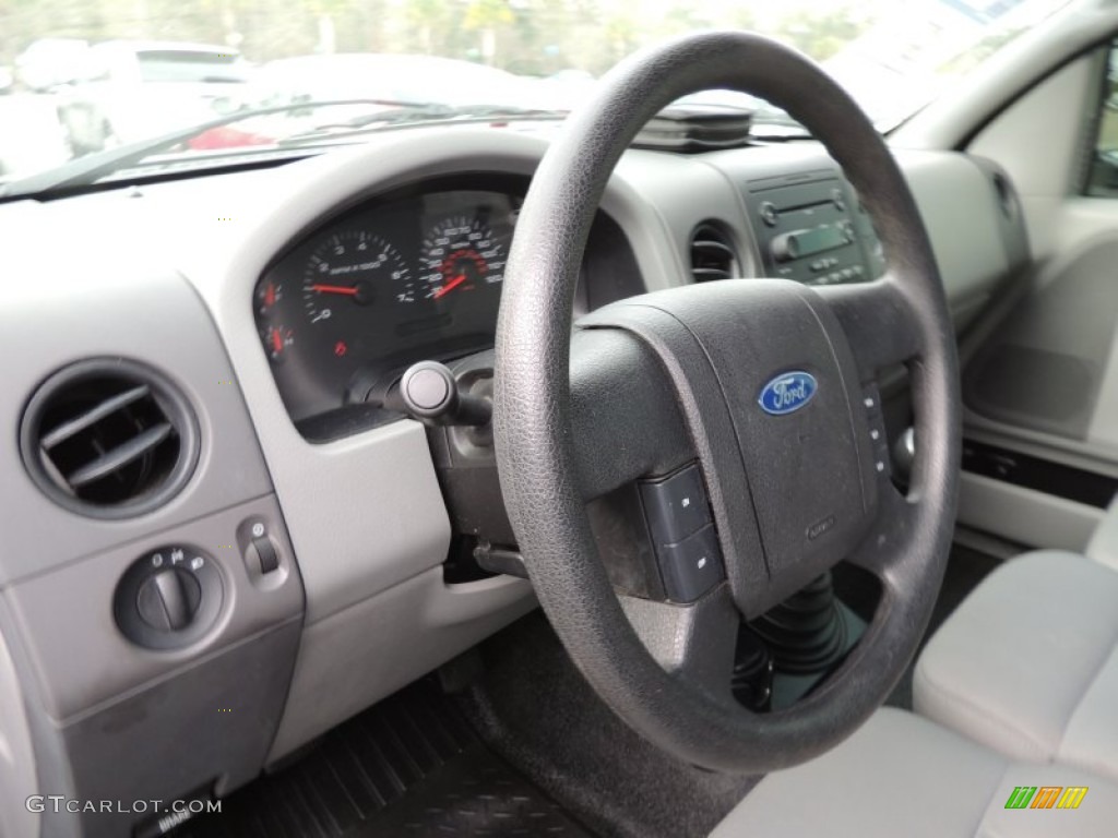 2007 Ford F150 XL Regular Cab Medium Flint Steering Wheel Photo #76404442