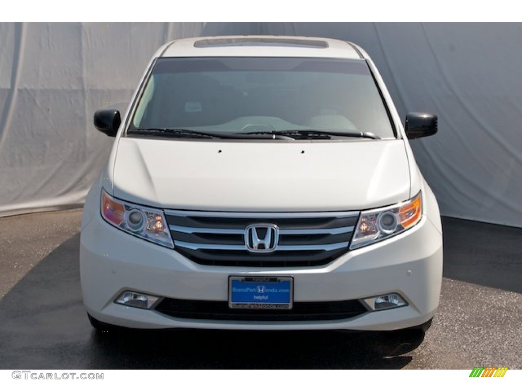 2013 Odyssey Touring - White Diamond Pearl / Truffle photo #2