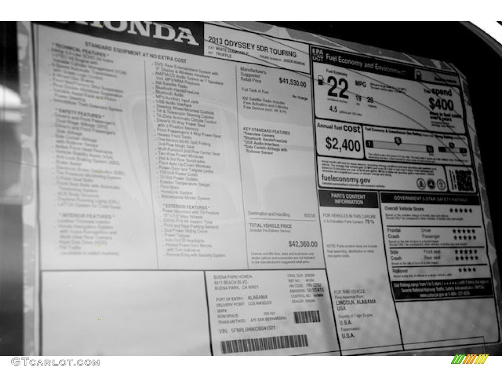 2013 Odyssey Touring - White Diamond Pearl / Truffle photo #24