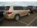 Sandy Beach Metallic - Highlander Limited 4WD Photo No. 2