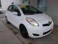 2009 Polar White Toyota Yaris 5 Door Liftback  photo #7