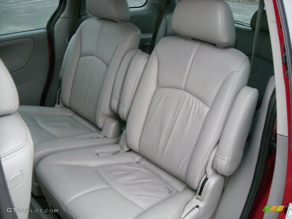 Gray Interior 2000 Mazda MPV ES Photo #76416165
