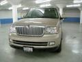 2005 Cashmere Tri Coat Lincoln Navigator Luxury 4x4  photo #2