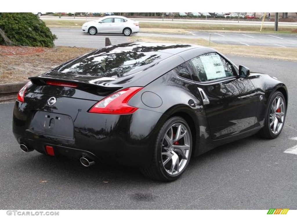 Black cherry nissan 370z