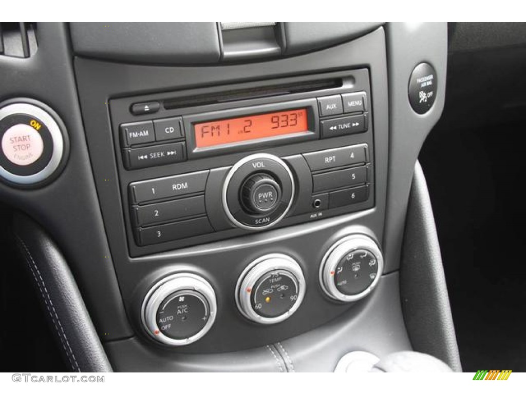2013 Nissan 370Z Sport Coupe Audio System Photo #76417436