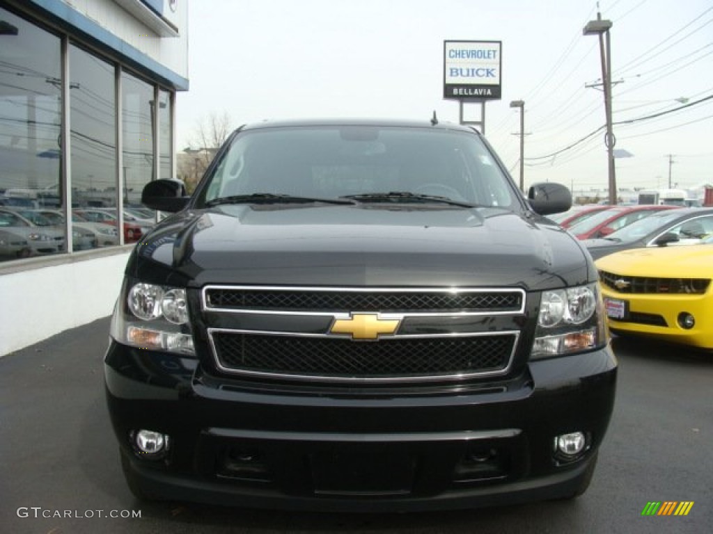 2012 Suburban LT 4x4 - Black / Ebony photo #2