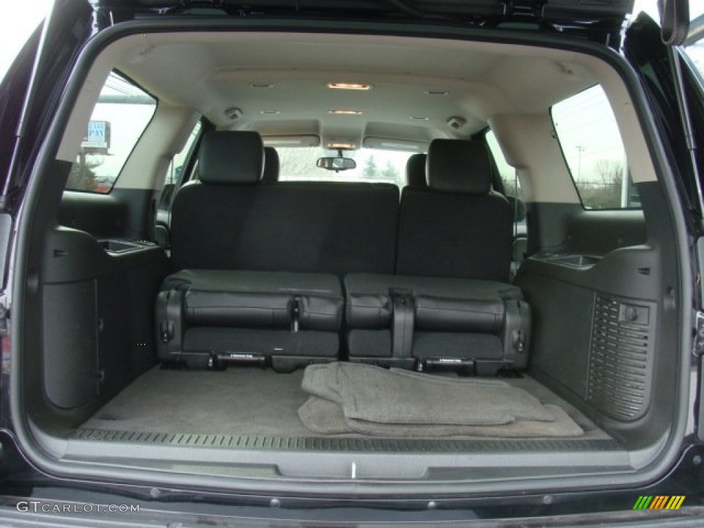 2012 Suburban LT 4x4 - Black / Ebony photo #13