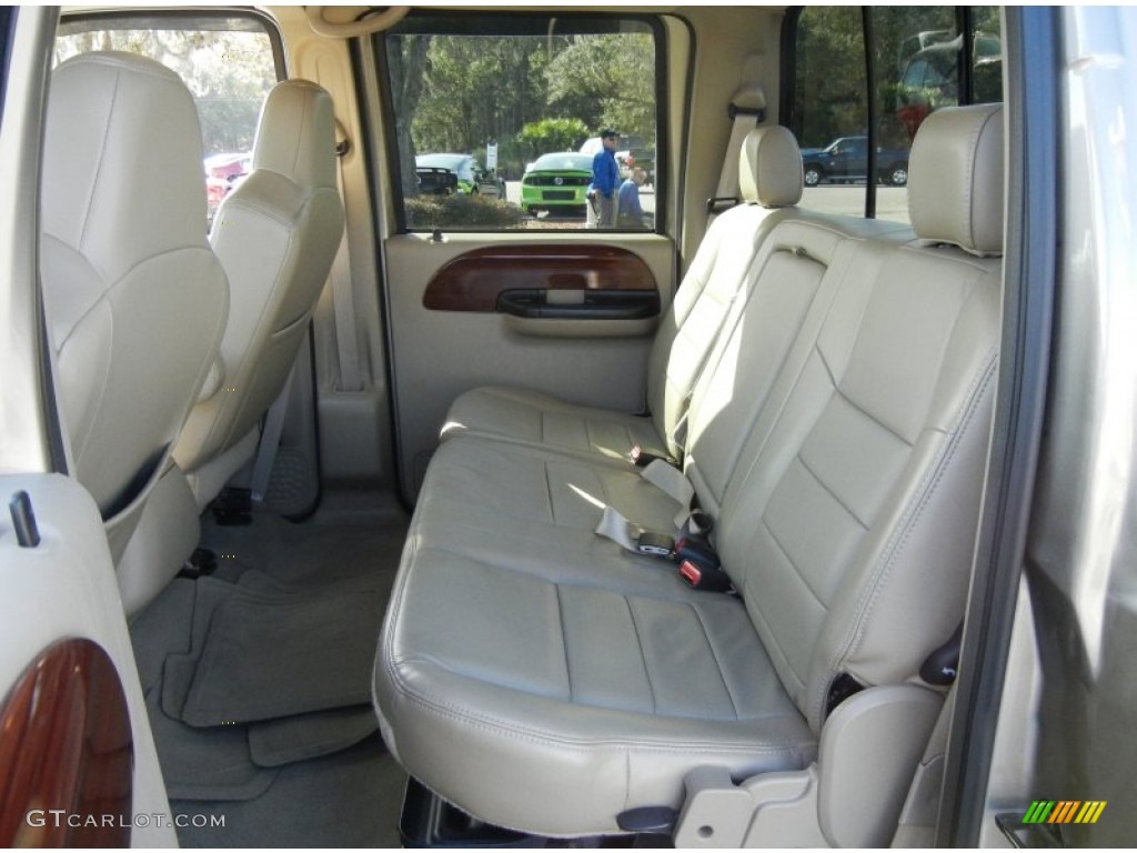 2005 Ford F350 Super Duty Lariat Crew Cab Rear Seat Photo #76418809