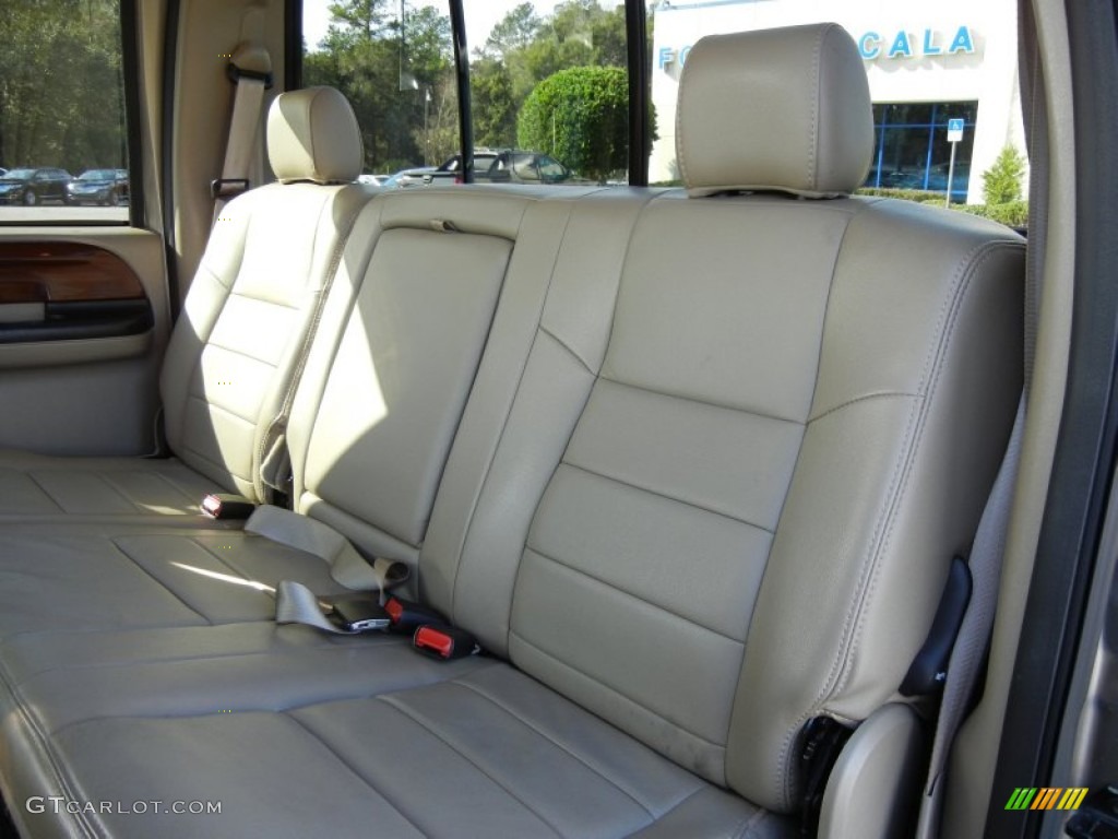2005 Ford F350 Super Duty Lariat Crew Cab Rear Seat Photo #76418830