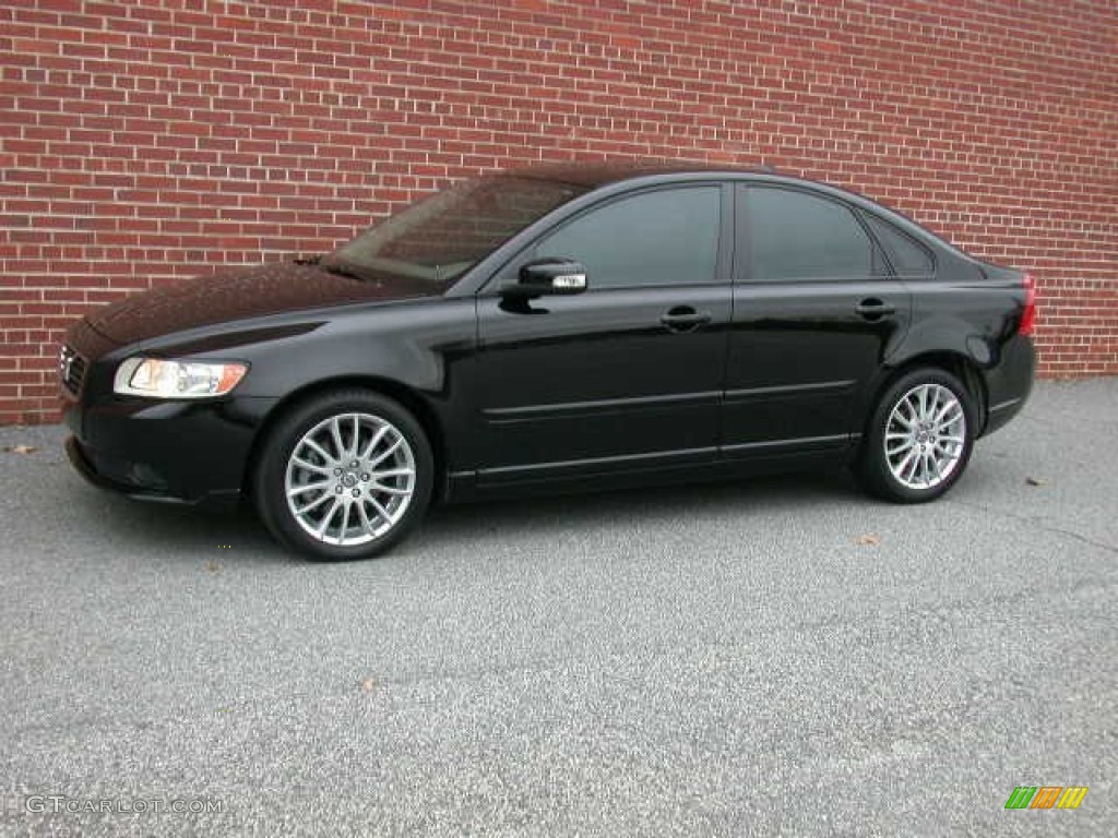 2009 S40 2.4i - Black / Quartz photo #1