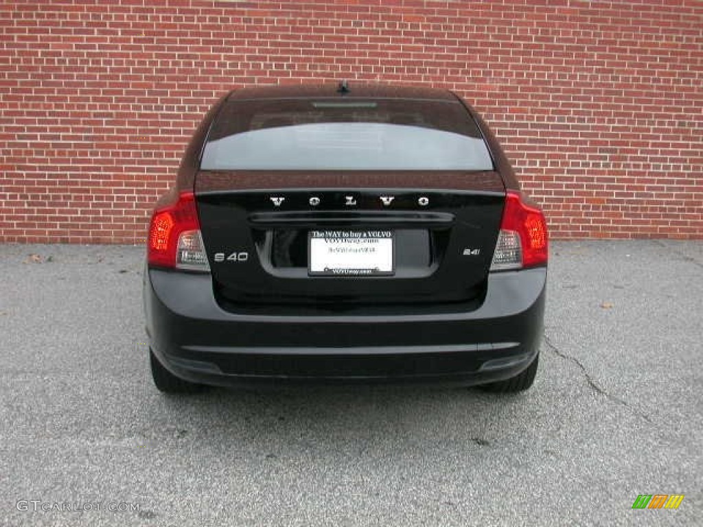 2009 S40 2.4i - Black / Quartz photo #8