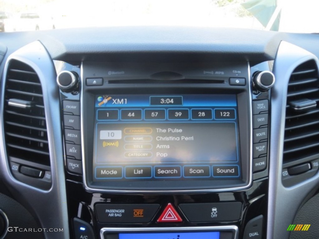 2013 Hyundai Elantra GT Controls Photo #76421928