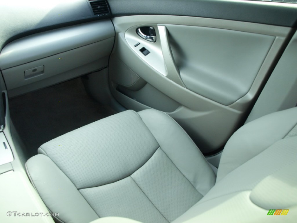 2009 Camry SE - Barcelona Red Metallic / Ash photo #13