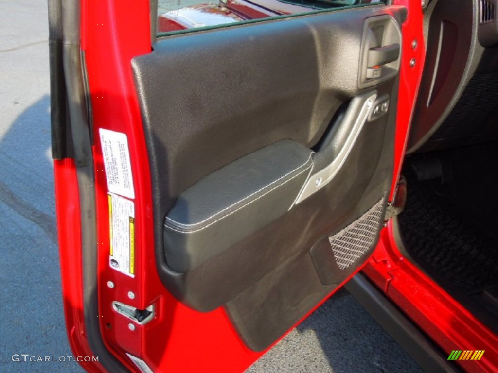 2013 Jeep Wrangler Oscar Mike Freedom Edition 4x4 Freedom Edition Black/Silver Door Panel Photo #76422858