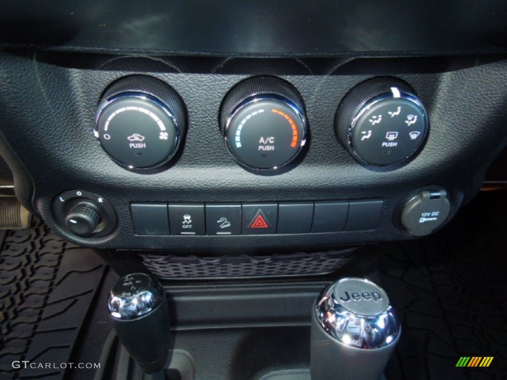 2013 Jeep Wrangler Oscar Mike Freedom Edition 4x4 Controls Photo #76422900