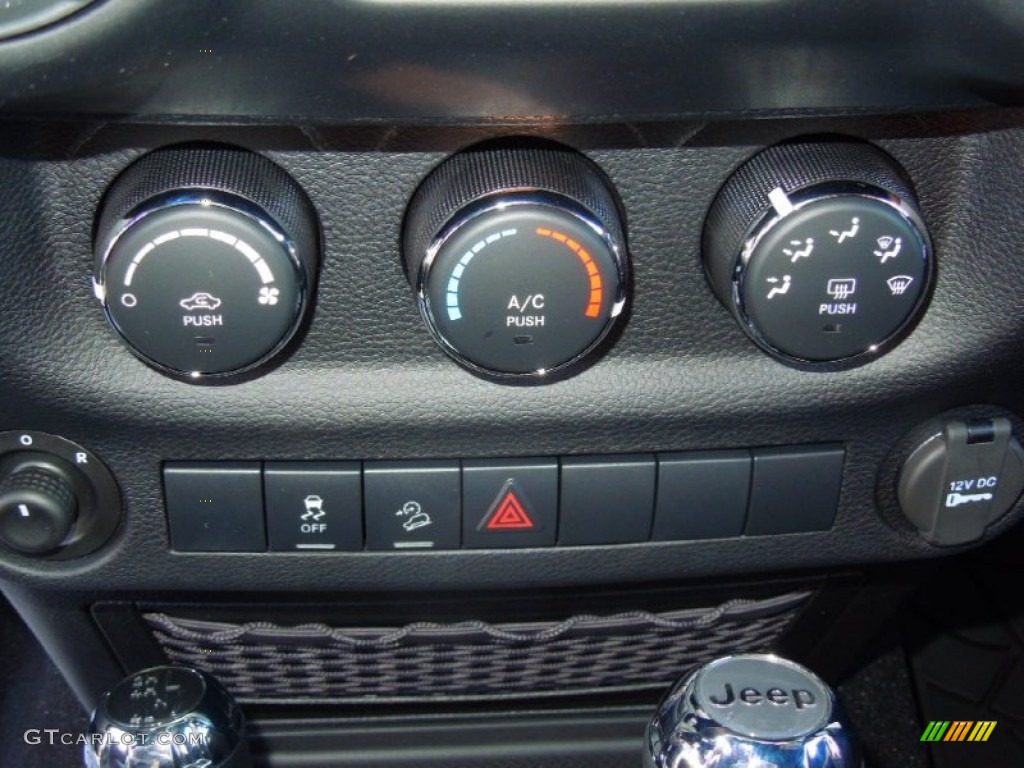 2013 Jeep Wrangler Oscar Mike Freedom Edition 4x4 Controls Photo #76423290