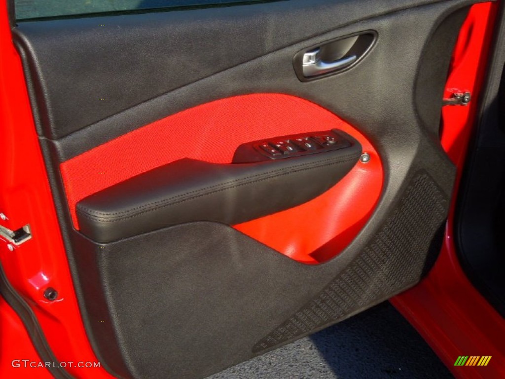 2013 Dodge Dart Rallye Black/Ruby Red Door Panel Photo #76424387