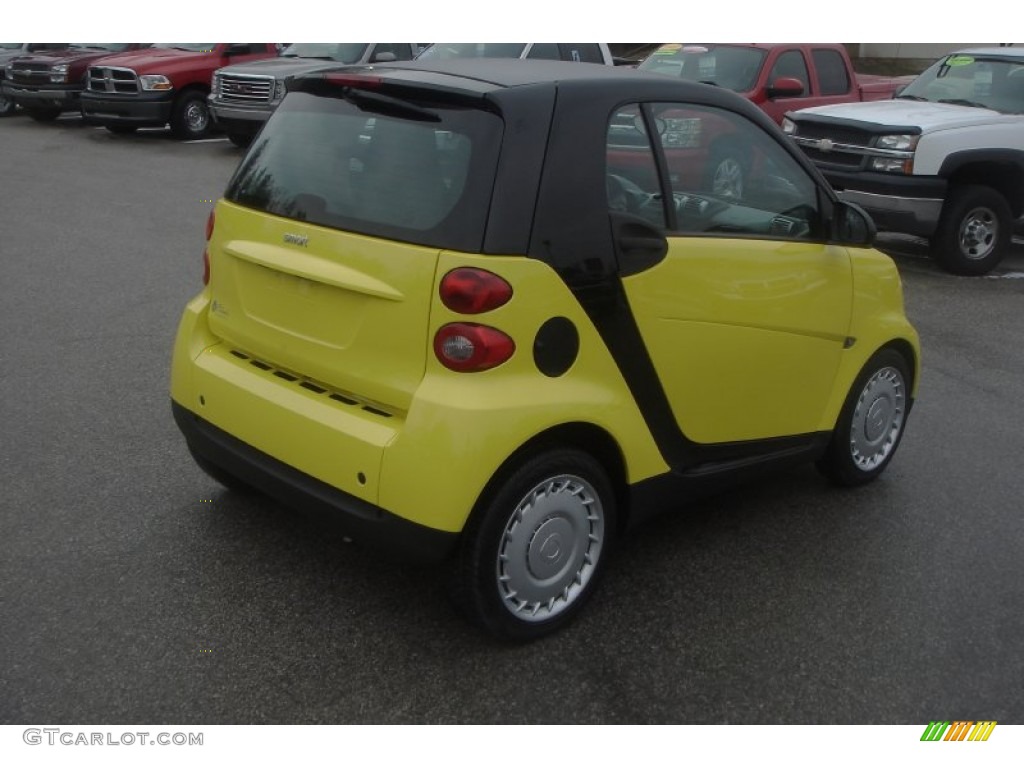 2010 fortwo pure coupe - Light Yellow / Grey photo #5