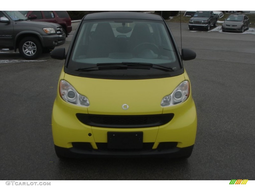 2010 fortwo pure coupe - Light Yellow / Grey photo #8