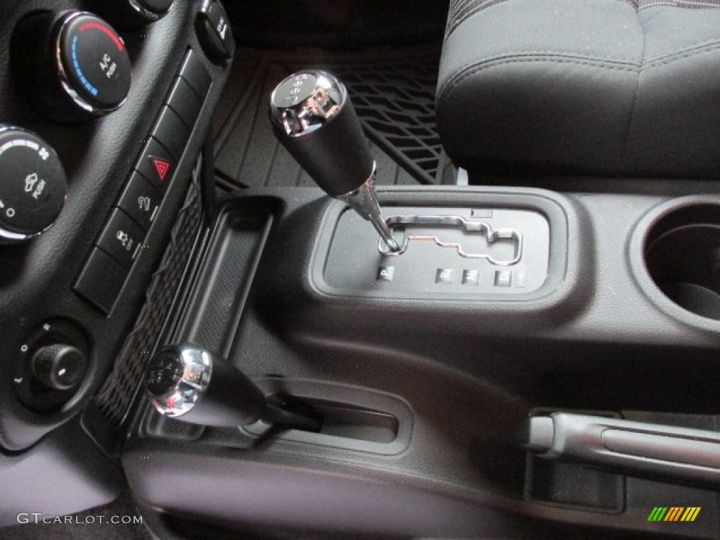 2012 Jeep Wrangler Sport S 4x4 5 Speed Automatic Transmission Photo #76430547