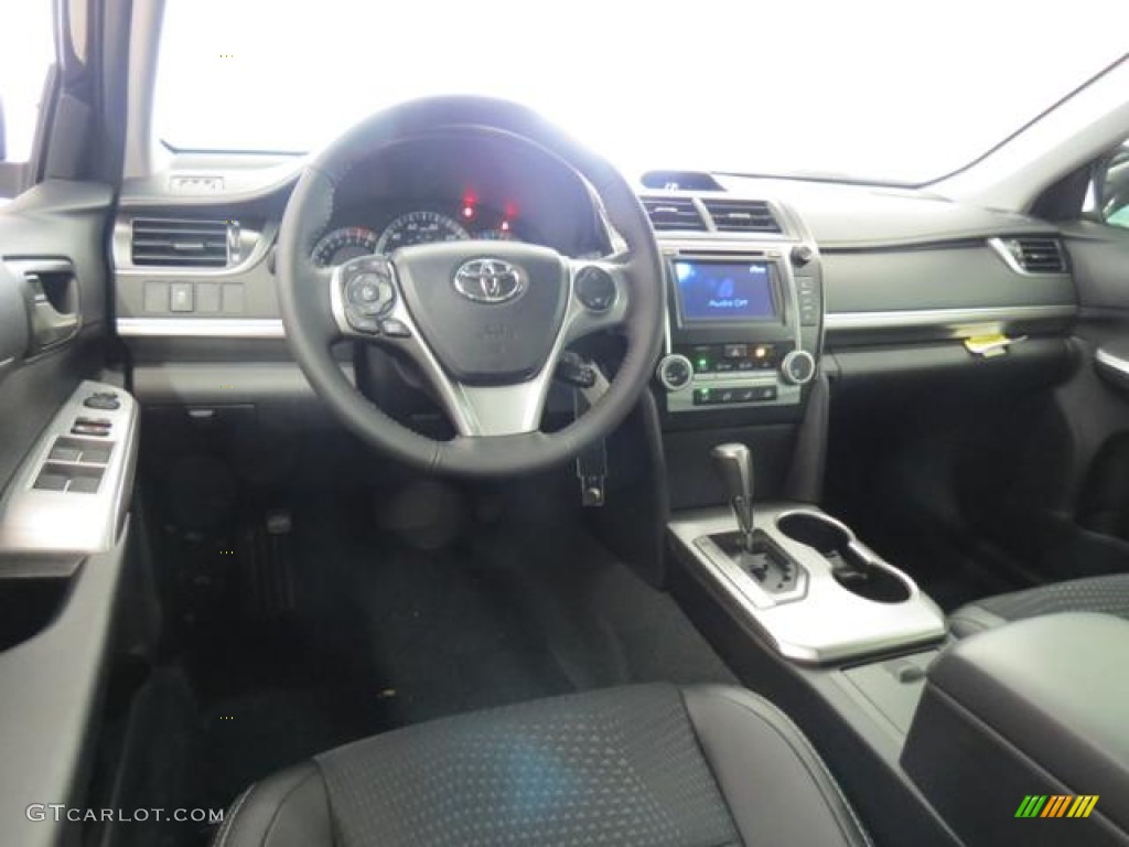 2013 Camry SE - Cosmic Gray Metallic / Black photo #5