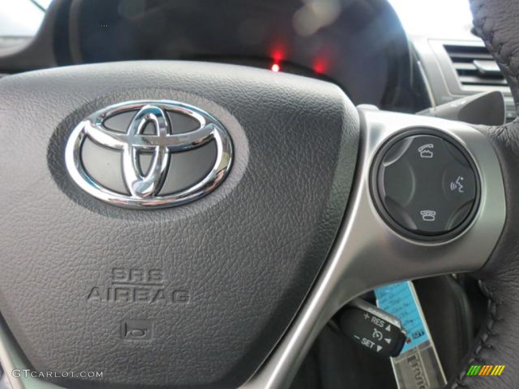 2013 Camry SE - Magnetic Gray Metallic / Black photo #15