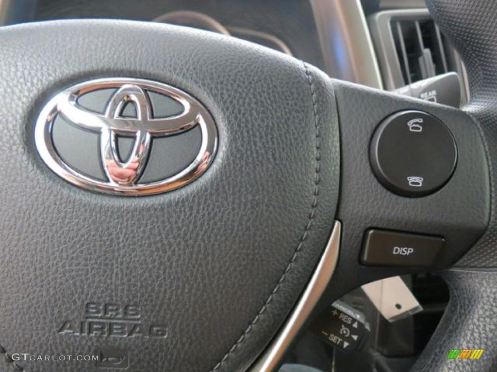 2013 Toyota RAV4 LE Controls Photo #76433037
