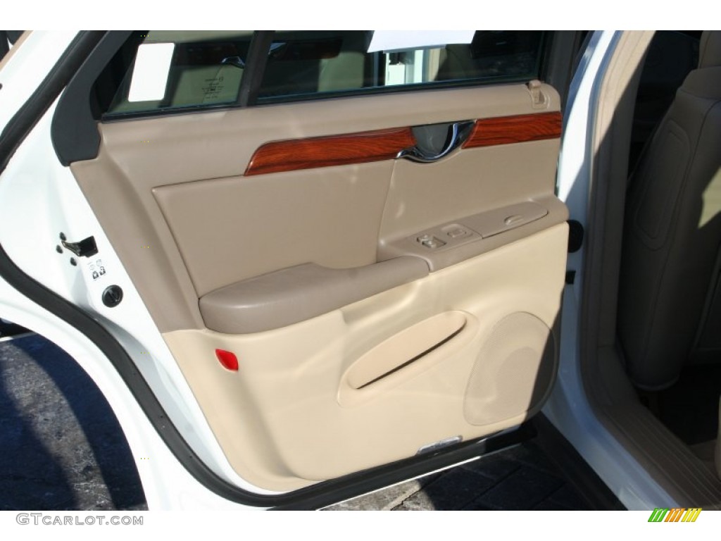 2005 Cadillac DeVille Sedan Cashmere Door Panel Photo #76435016