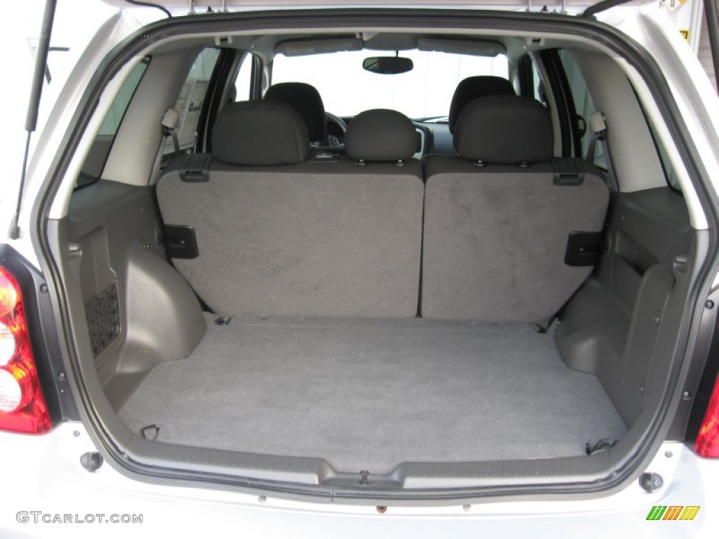 2006 Mazda Tribute s 4WD Trunk Photos
