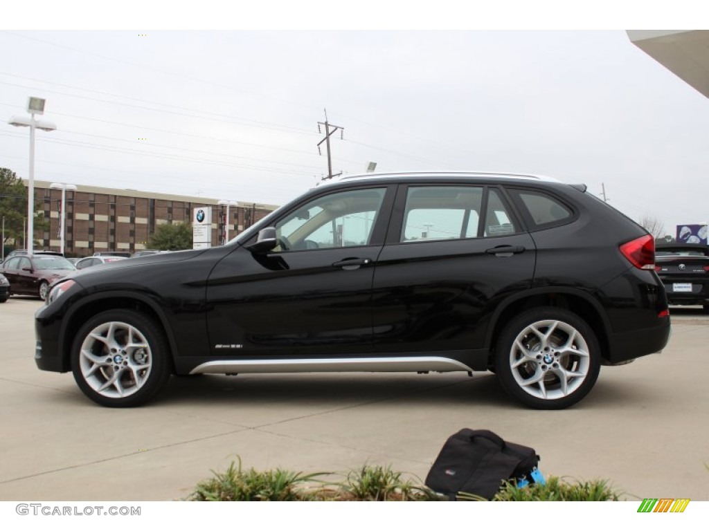2013 X1 sDrive 28i - Jet Black / Beige photo #3